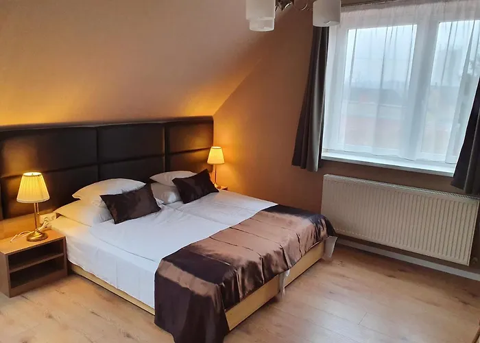 Károlyi Panzió Vendégház 3*