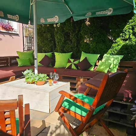 Guest house Karolyi Panzio 3*