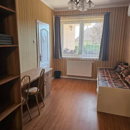 Гостьовий будинок Karolyi Panzio