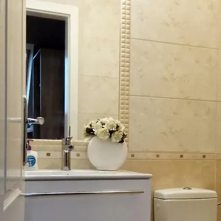 Karolyi Panzio Guest house 3*